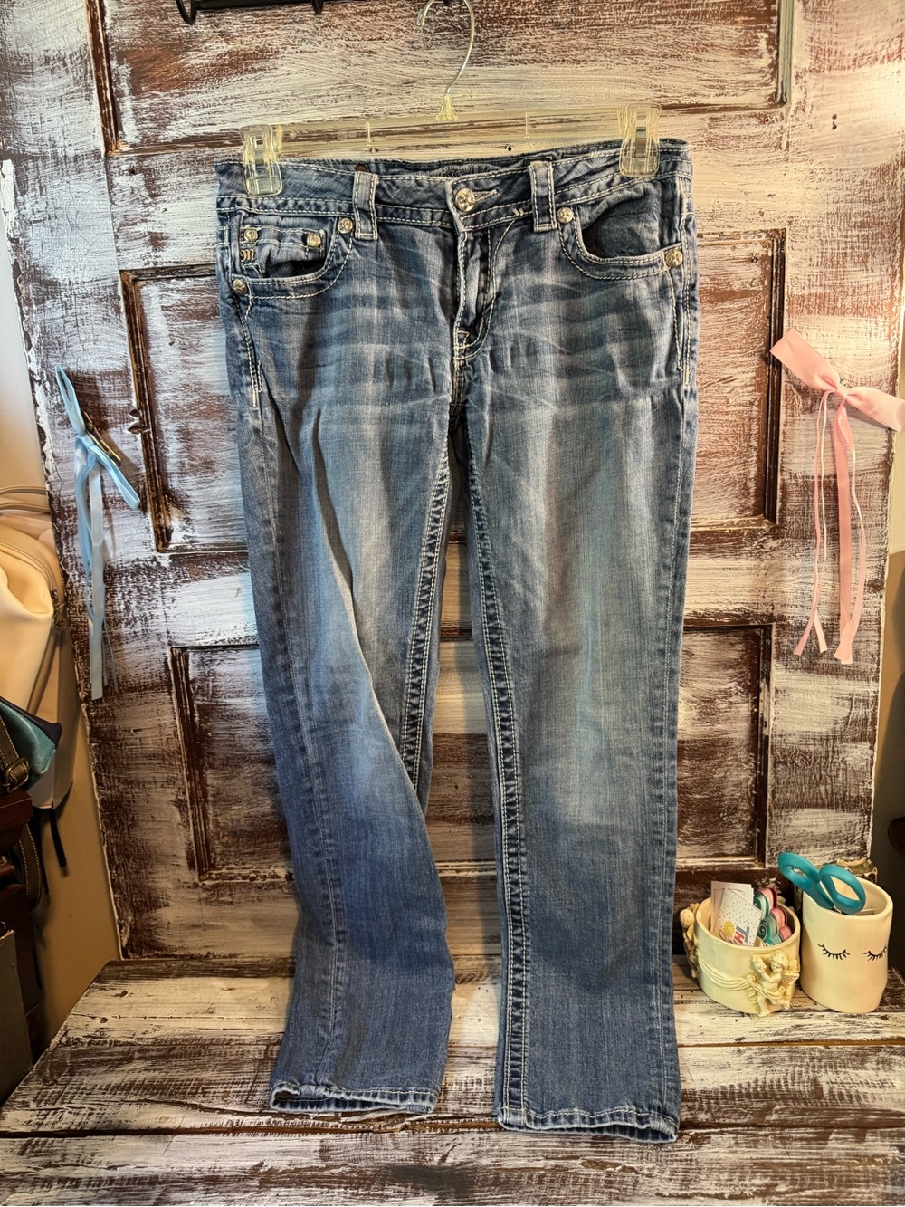 Miss Me Women's Light Blue Skinny Jeans w/ Colorful Back Pockets